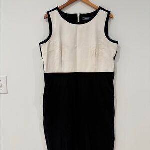 Lands End Black and Ivory Sleeveless Sheath Dress